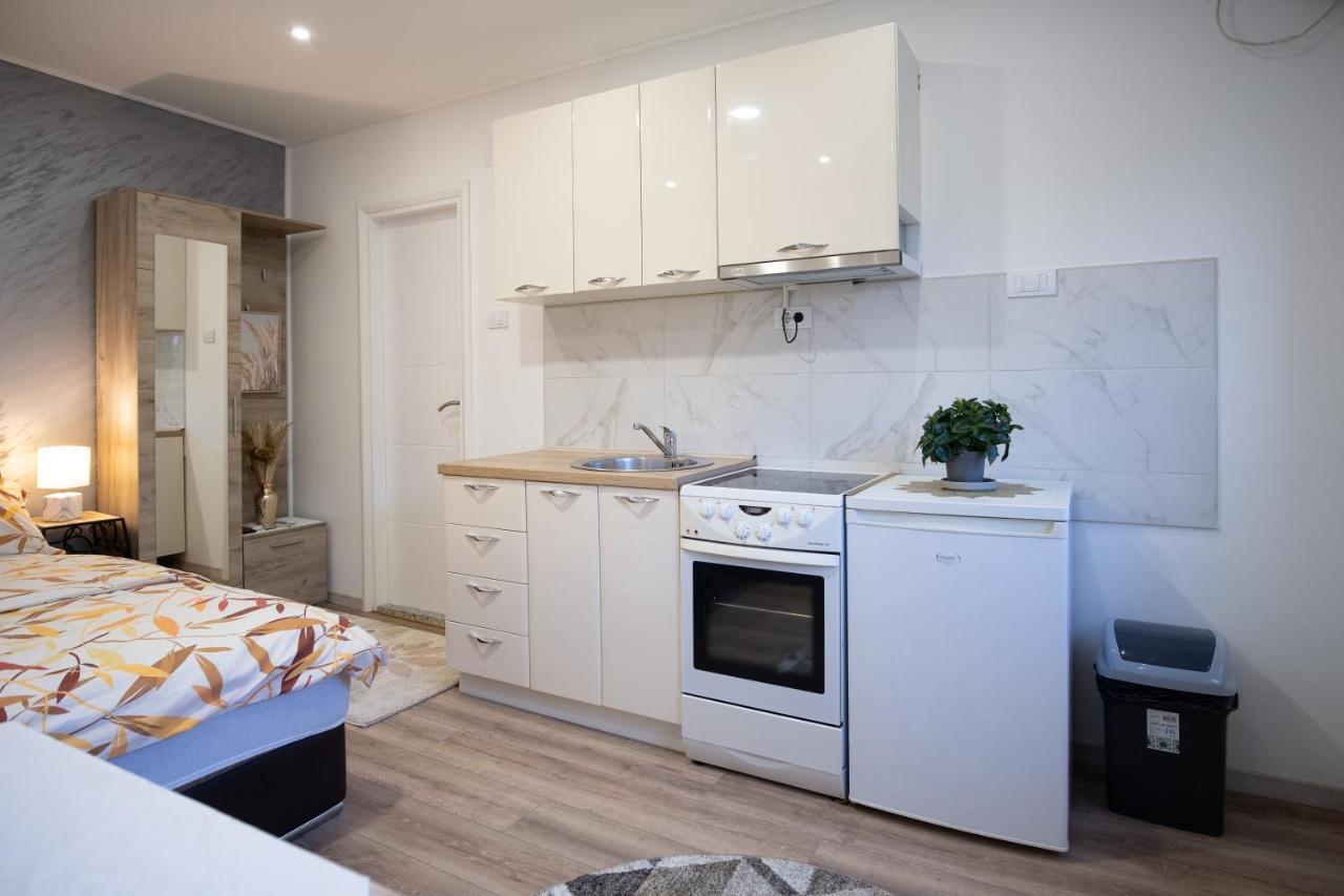 Apartments Solar 特雷比涅 外观 照片
